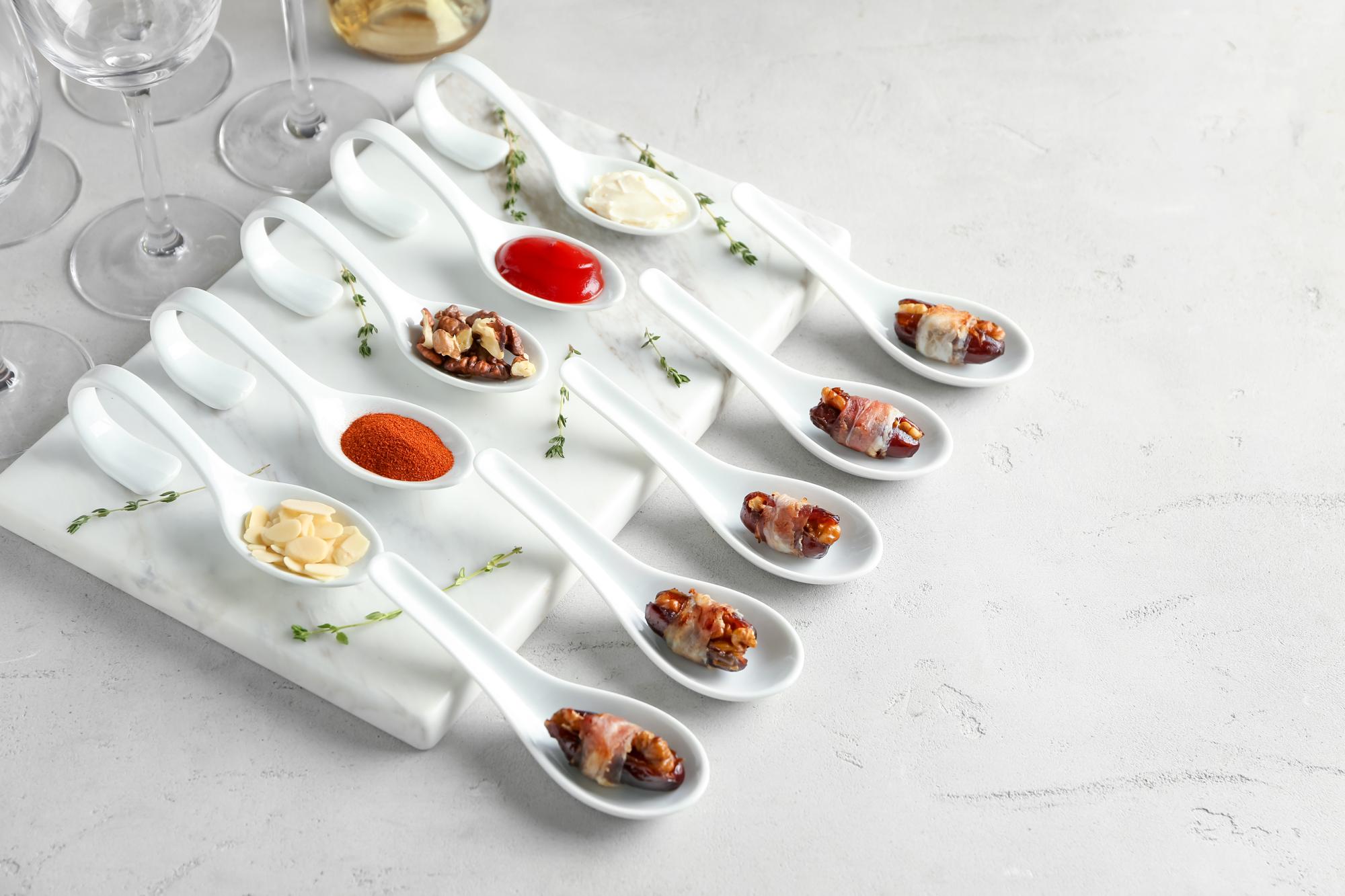 Tasting setup with plated samples